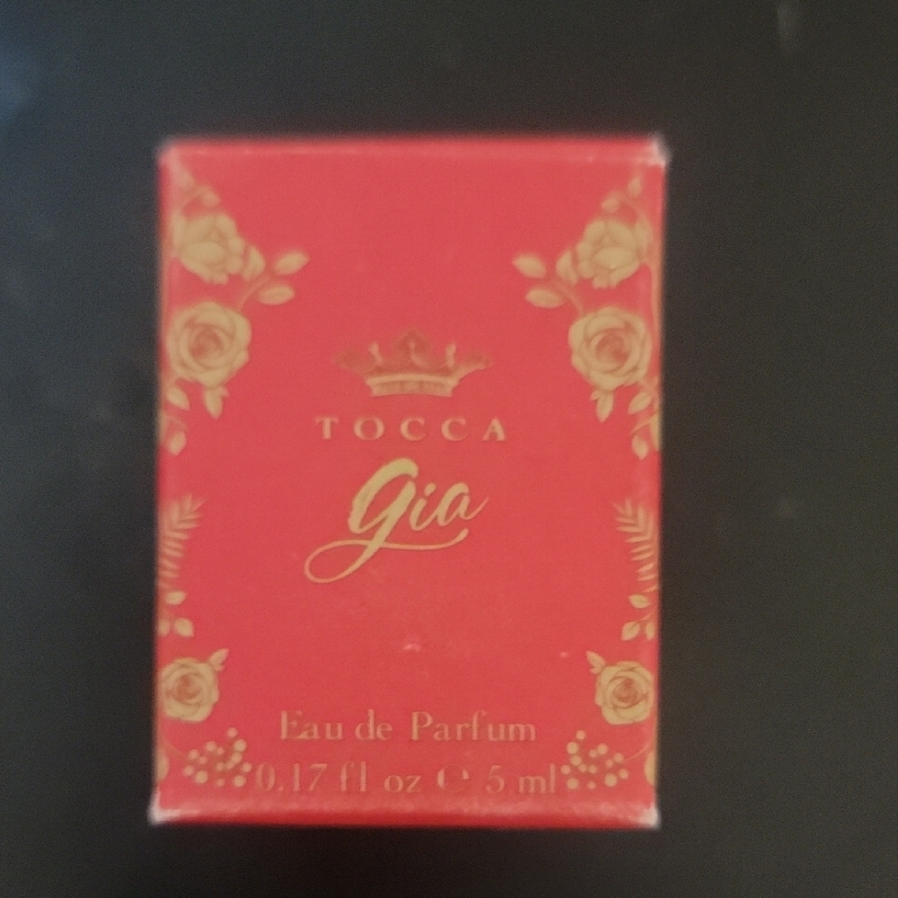 Tocca Gia Perfume in Red and Gold